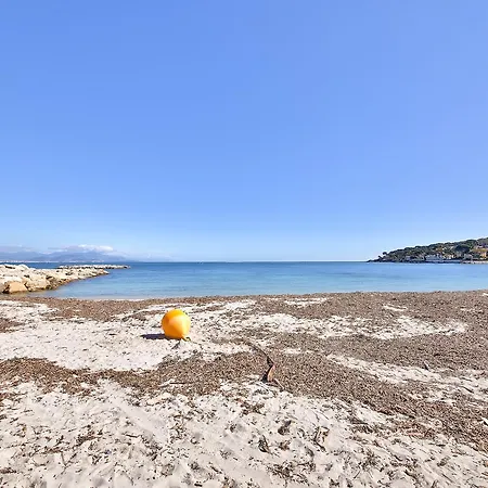 Tamanaco Beach * Antibes