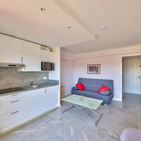 Tamanaco Beach Apartment *