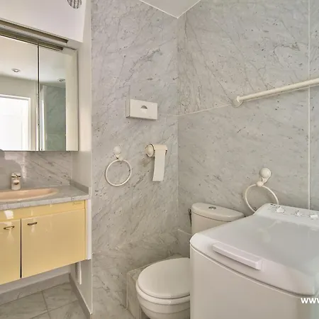Tamanaco Beach Apartment *